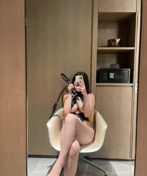 出轨的女人