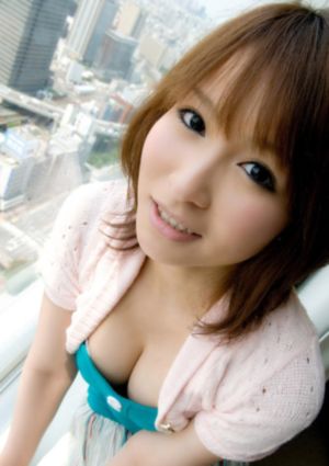 踢足球